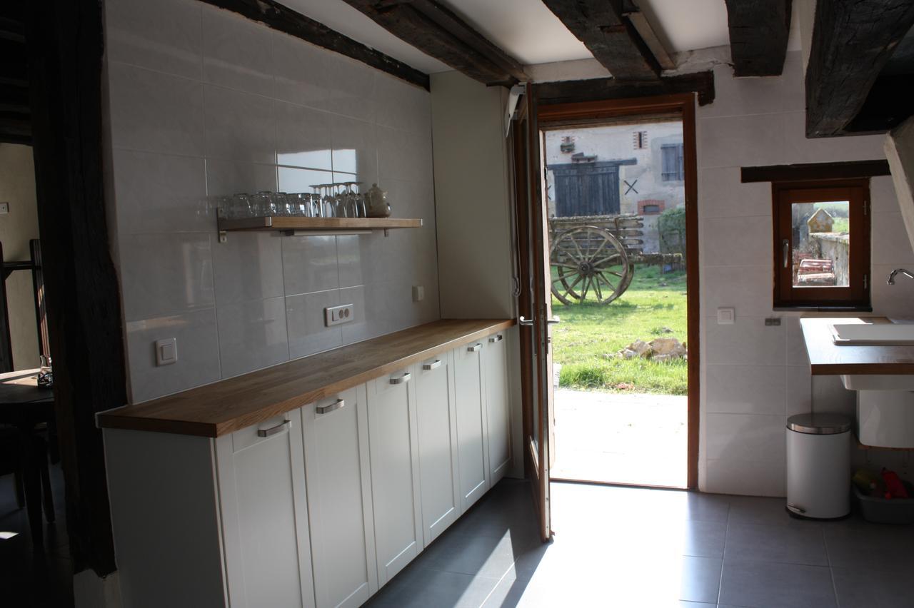 Gîte Chevannes Fours  Buitenkant foto