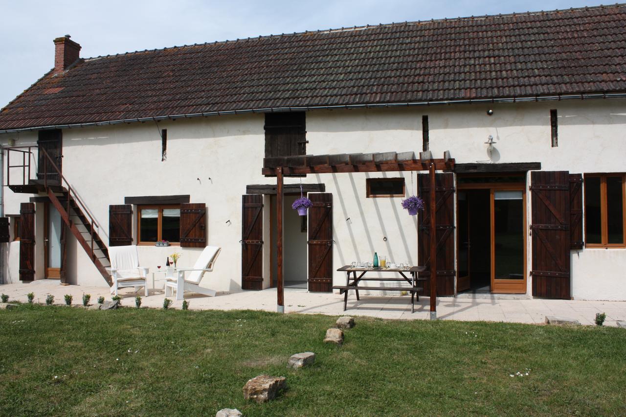 Gîte Chevannes Fours  Buitenkant foto